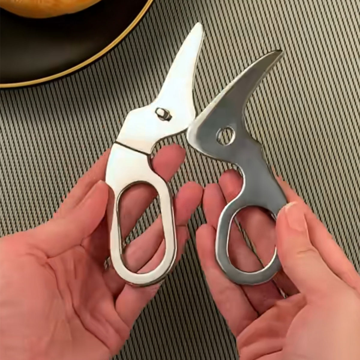 安全ベビーフードはさみ - 食品グレードのステンレス鋼、握り - Baby Food Scissors のレビューと価格