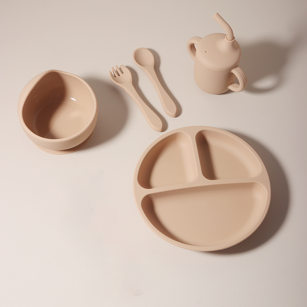 5個入りシリコンベビー食器セット BPAフリー 吸盤付きボウ - Baby Food Menu のレビューと価格